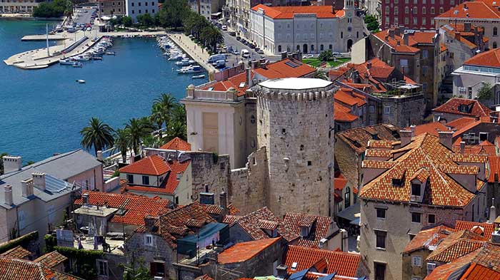 Ruta de navegacion por Split, en Croacia