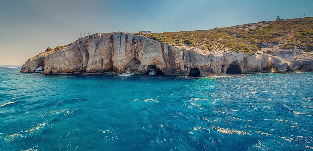 Navega por las islas griegas