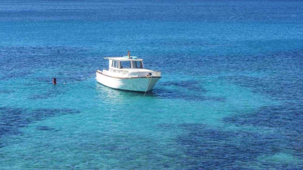 Viaja en barco por Menorca 4