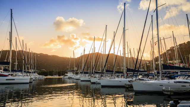 how to charter a yacht bvi